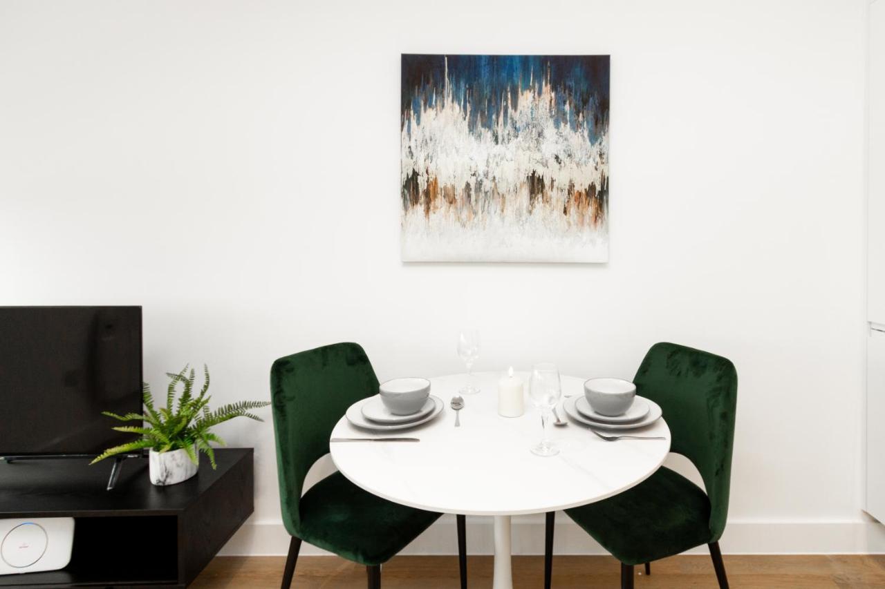 Stylish Studio Apt Overlooking Old Trafford Manchester Kültér fotó
