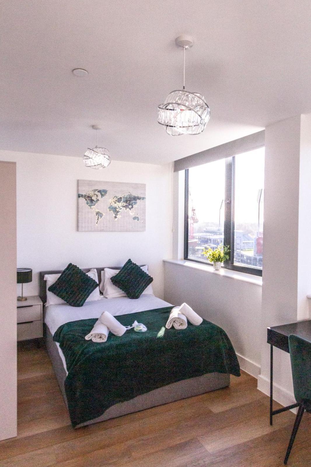 Stylish Studio Apt Overlooking Old Trafford Manchester Kültér fotó